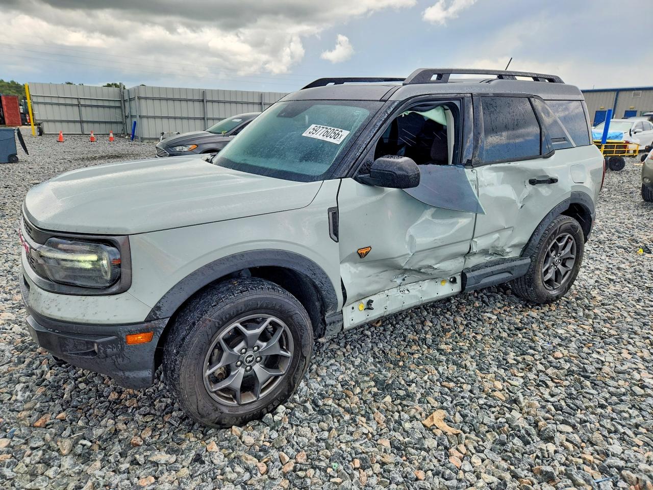 2021 Ford Bronco Sport Badlands, VIN 3FMCR9D97MRA06167 — Бок