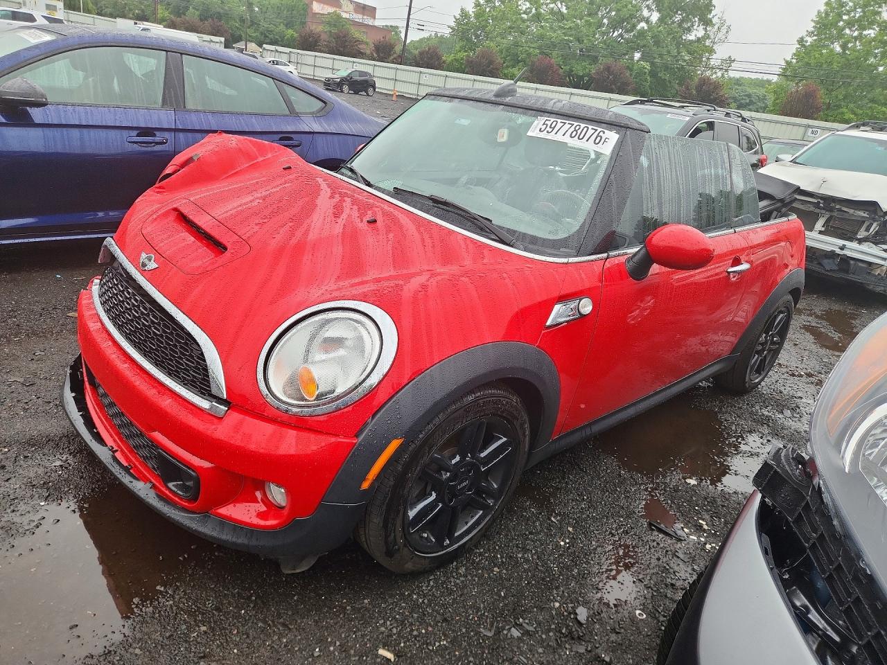 2013 MINI Convertible S, VIN WMWZP3C56DT705172 — Front end