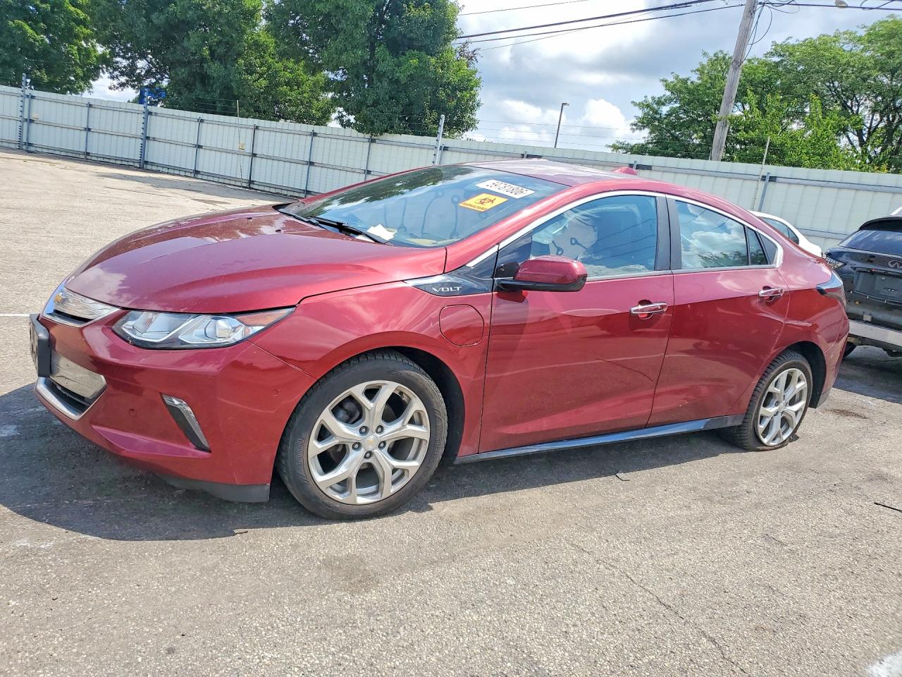 2017 Chevrolet Volt Premier, VIN 1G1RD6S56HU200675 — Side
