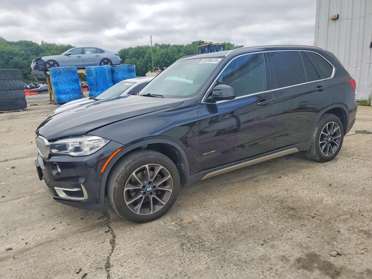 2018 BMW X5 xDrive35i, VIN 5UXKR0C52J0X87667 — Front end