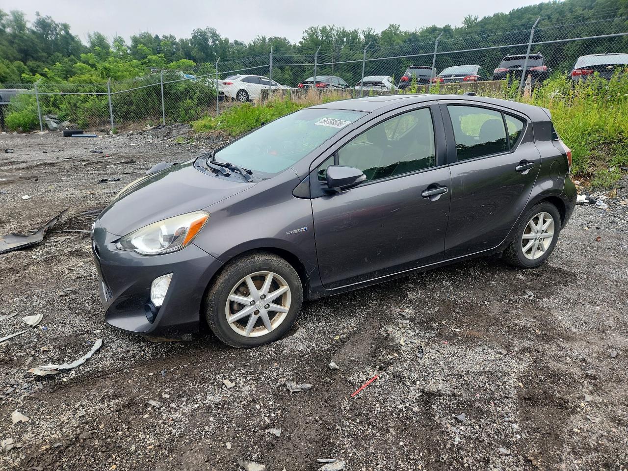 2016 Toyota Prius Four, VIN JTDKDTB3XG1123086 — Rear end