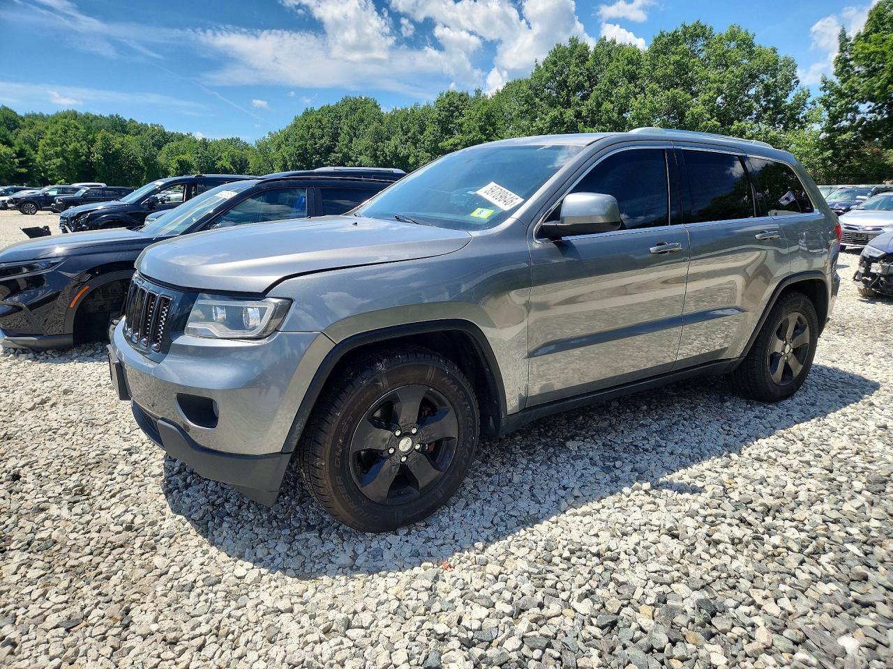 2012 Jeep Grand Cherokee Laredo, VIN 1C4RJFAG8CC103463 — Мелкие вмятины и царапины