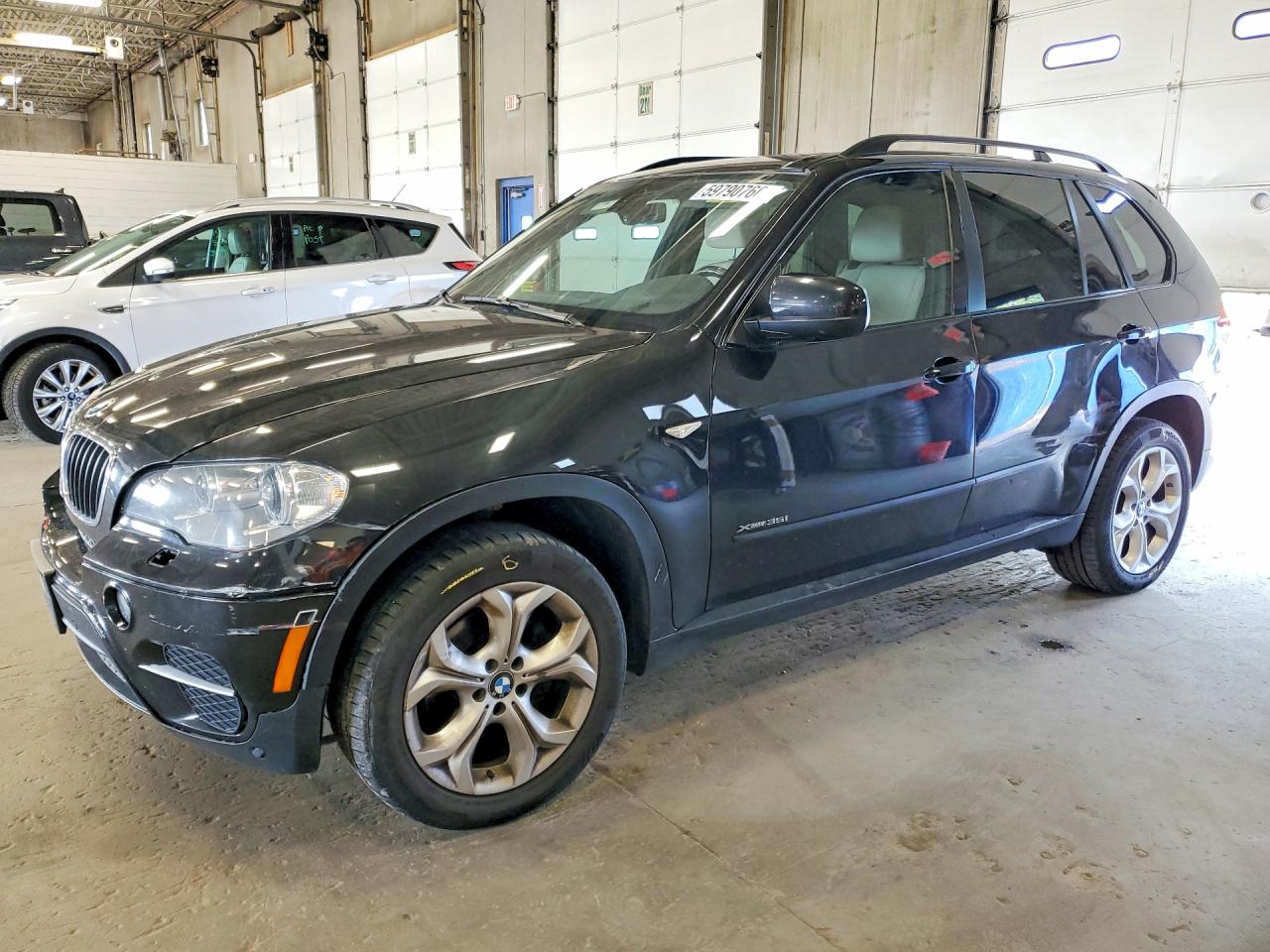 2012 BMW X5 35i, VIN 5UXZV4C59CL767449 — Перед