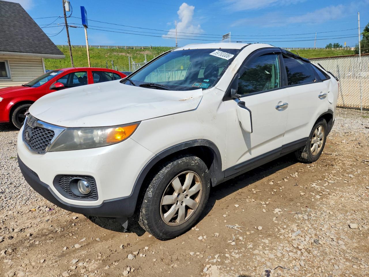 2011 Kia Sorento LX, VIN 5XYKT3A17BG181040 — Крыша