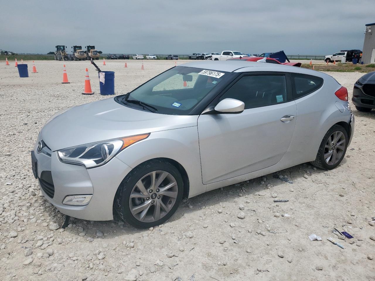 2017 Hyundai Veloster Value Edition, VIN KMHTC6AD7HU311563 — Rear end