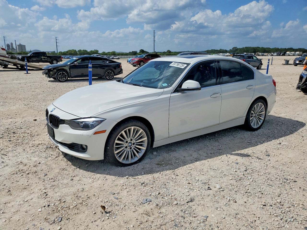 2013 BMW 3 Series 328i xDrive, VIN WBA3B5C58DF593943 — Minor dents and scratches