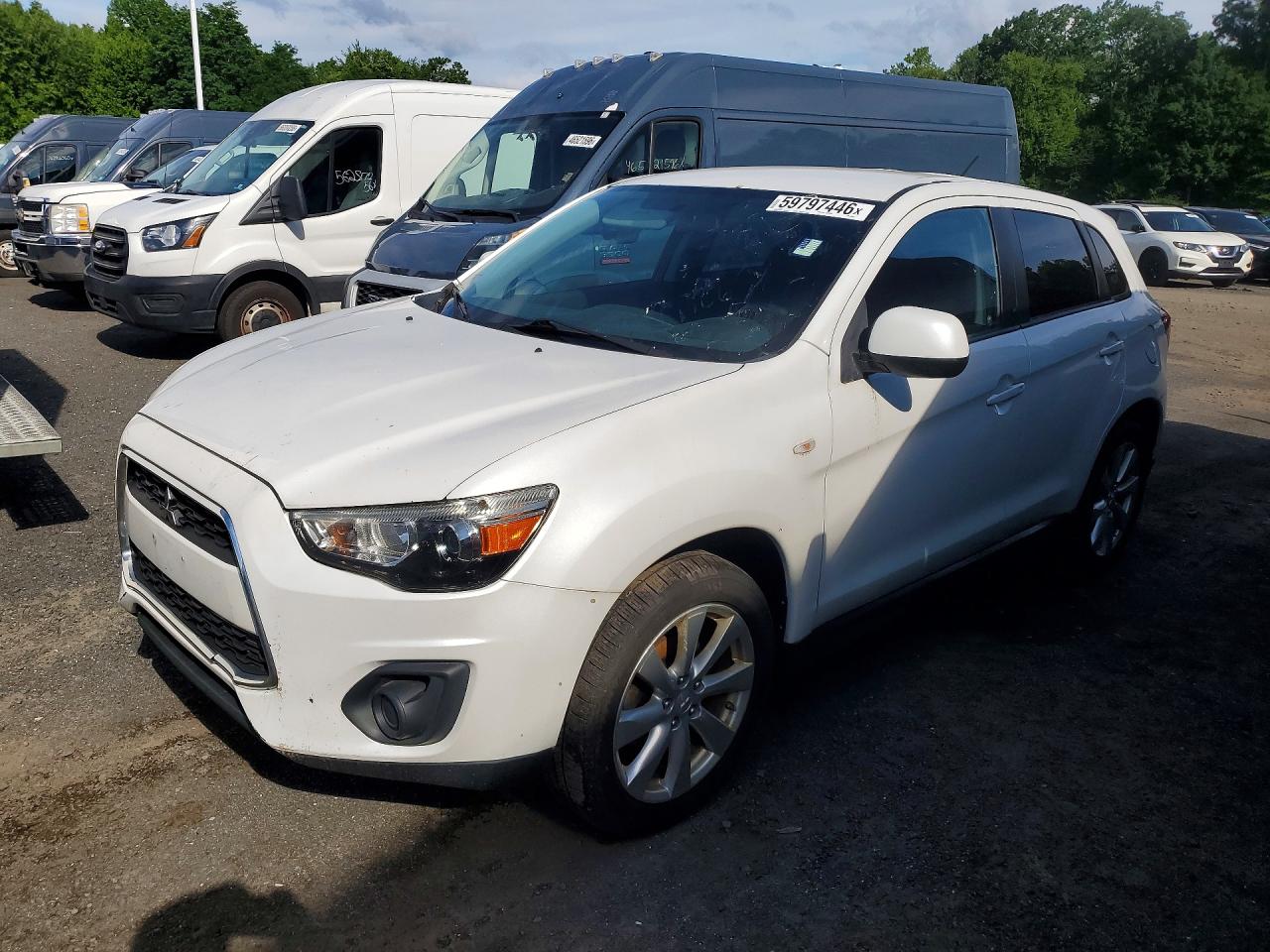 2014 Mitsubishi Outlander ES, VIN 4A4AR3AU2EE003451 — Мелкие вмятины и царапины