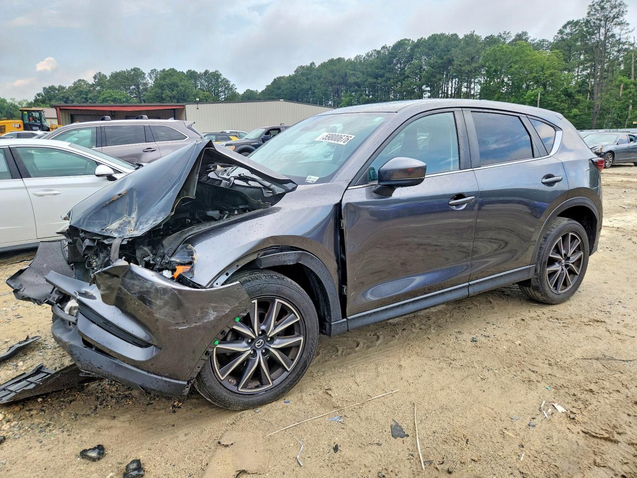 2018 Mazda CX-5 Touring, VIN JM3KFBCM7J0332494 — Front end