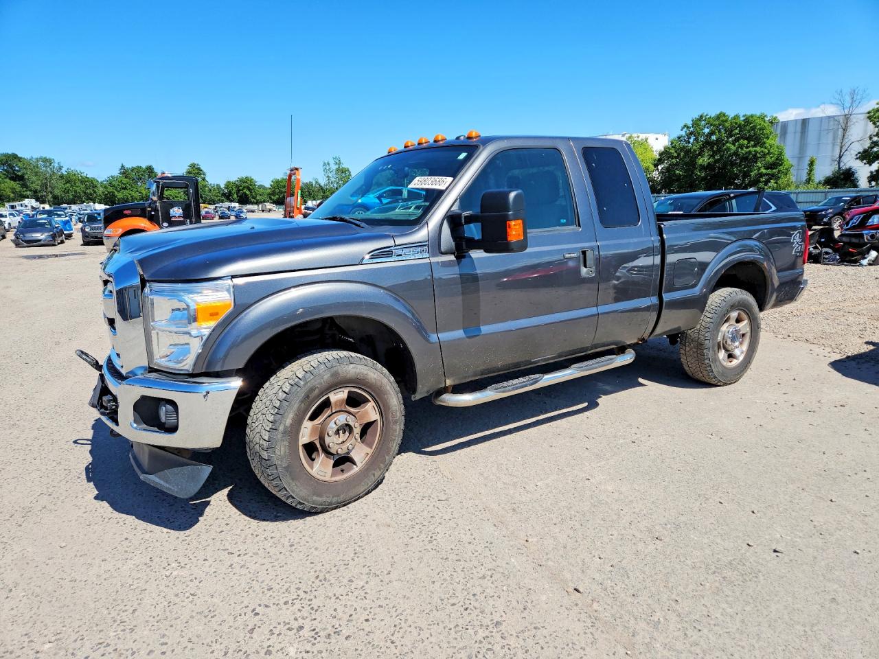 2016 Ford F-250 XLT, VIN 1FT7X2B67GEB71798 — Front end