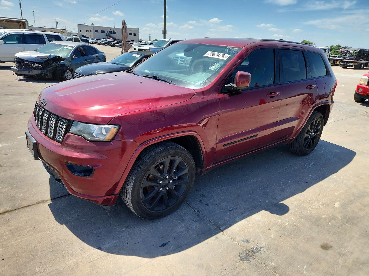 2020 Jeep Grand Cherokee Altitude, VIN 1C4RJEAG5LC123230 — Minor dents and scratches