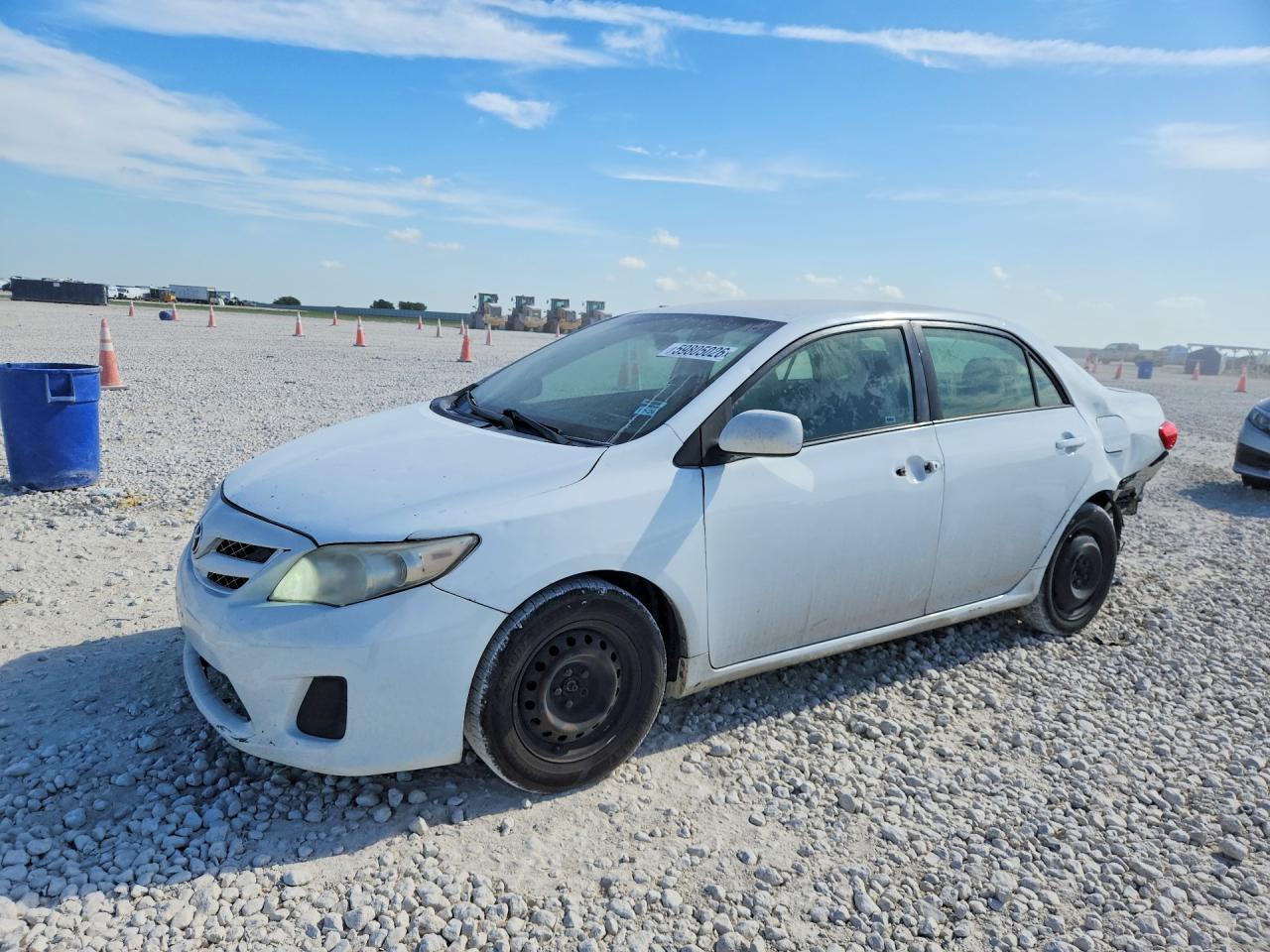 2011 Toyota Corolla LE, VIN JTDBU4EE1B9154725 — Rear end