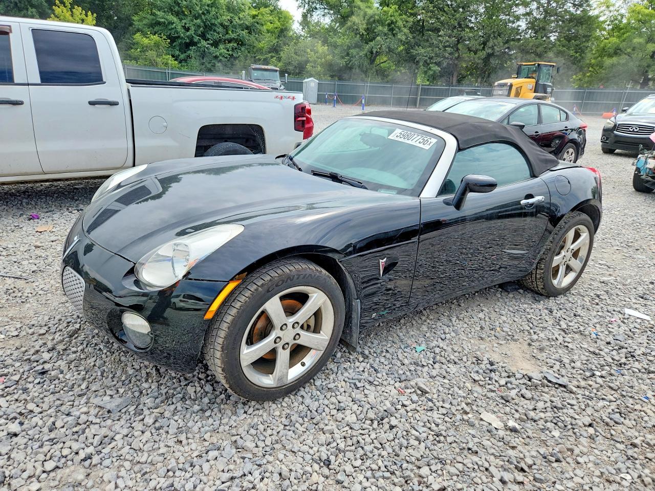 2008 Pontiac Solstice, VIN 1G2MB35B18Y105767 — Normal wear