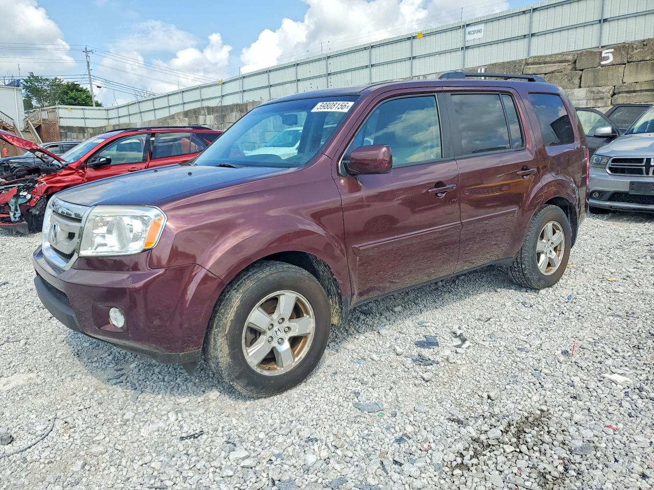 2011 Honda Pilot EX-L, VIN 5FNYF4H63BB040918 — Мелкие вмятины и царапины