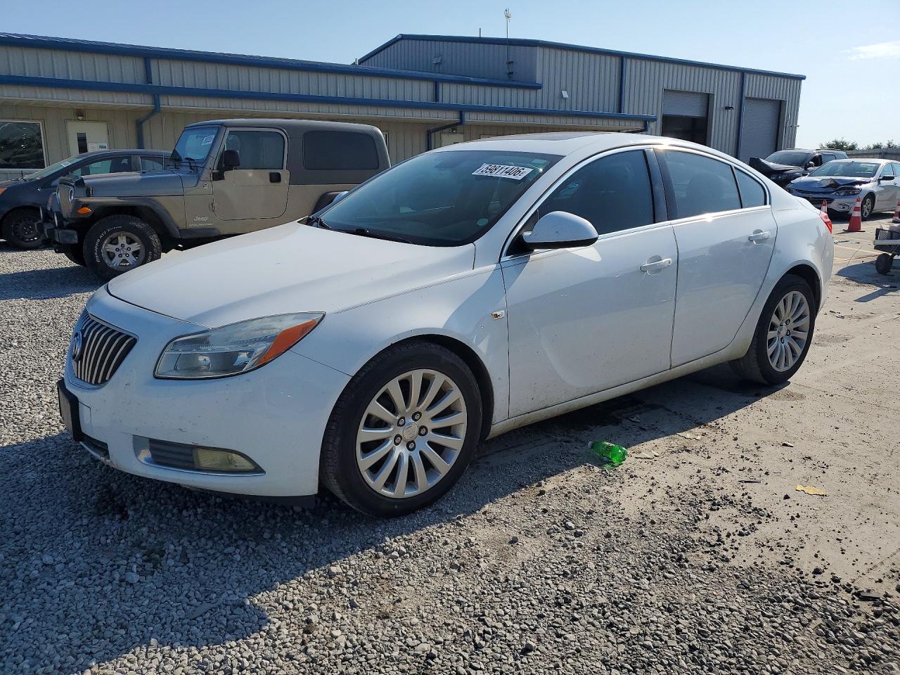 2011 Buick Regal CXL RL2, VIN W04GP5EC0B1012988 — Front end