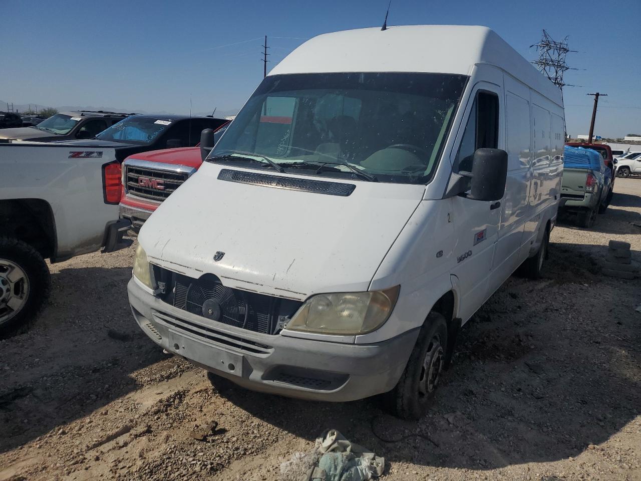 2003 Dodge Sprinter, VIN WD2YD542335520487 — Перед