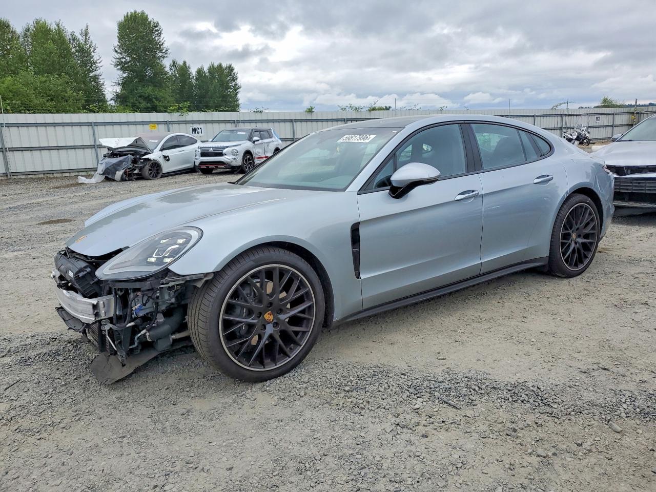 2020 Porsche Panamera, VIN WP0AA2A74LL104079 — Front end