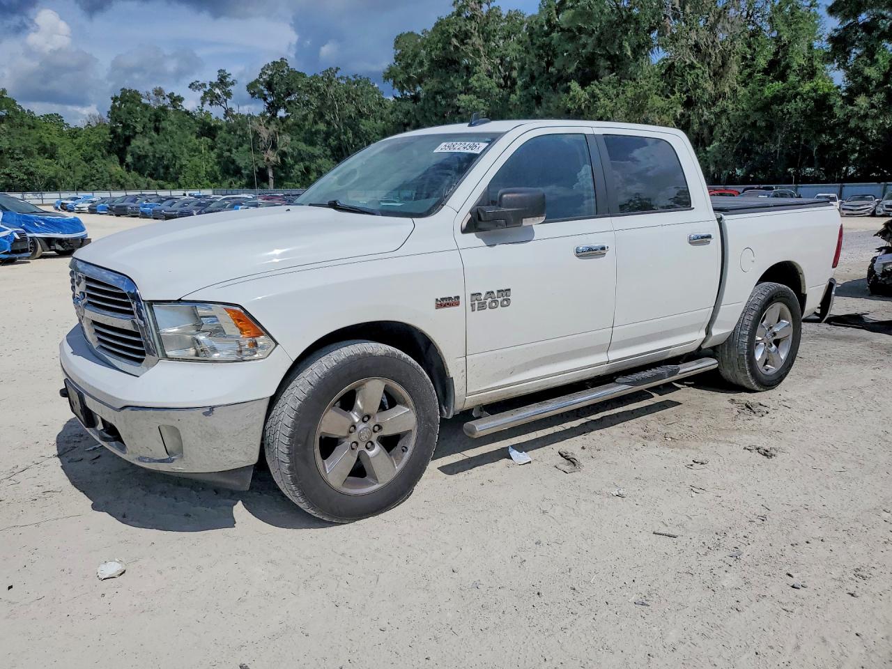2015 Ram 1500 Big Horn, VIN 3C6RR7LTXFG711664 — Rear end