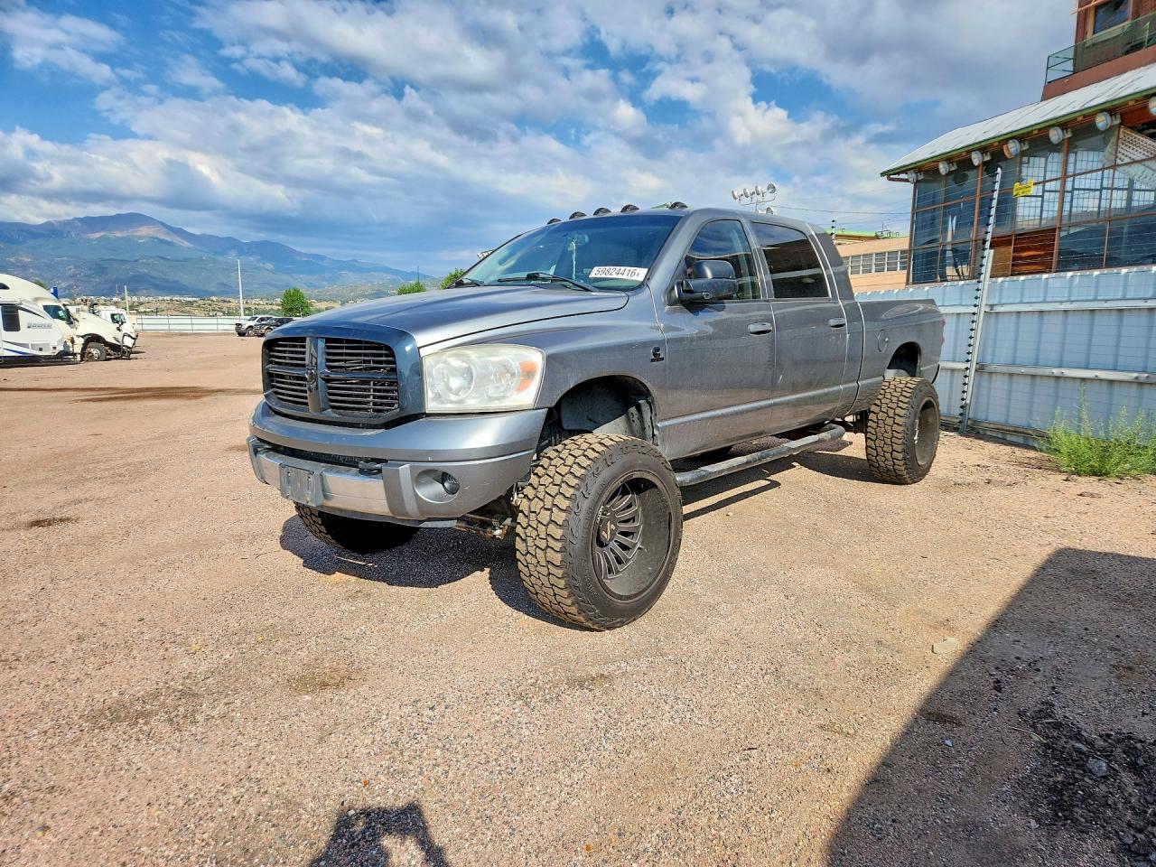 2007 Dodge 2500 Laramie, VIN 3D3KS29C17G732050 — Град