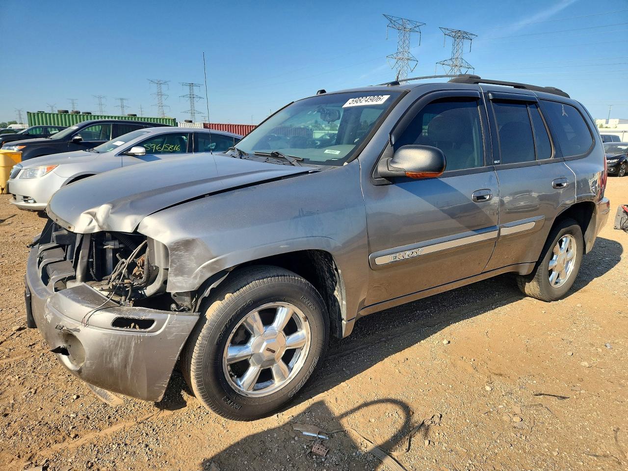 2005 GMC Envoy SLT, VIN 1GKDT13S352198519 — Перед