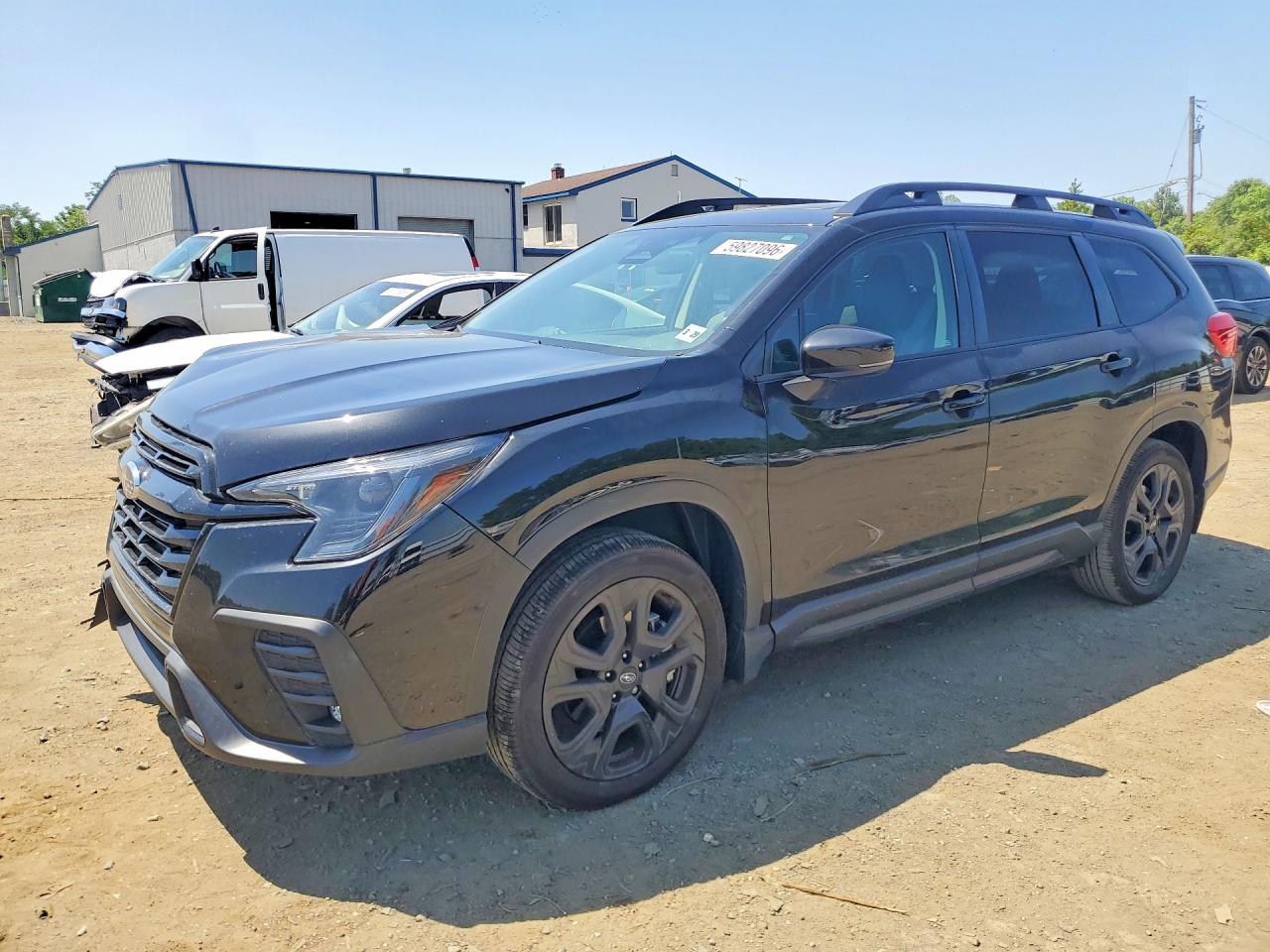 2024 Subaru Ascent Onyx, VIN 4S4WMAHDXR3426975 — Front end