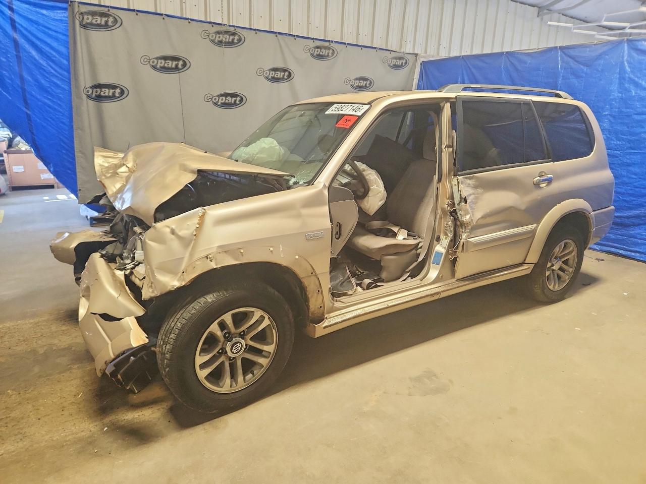 2006 Suzuki XL7, VIN JS3TX92V564105772 — Front end