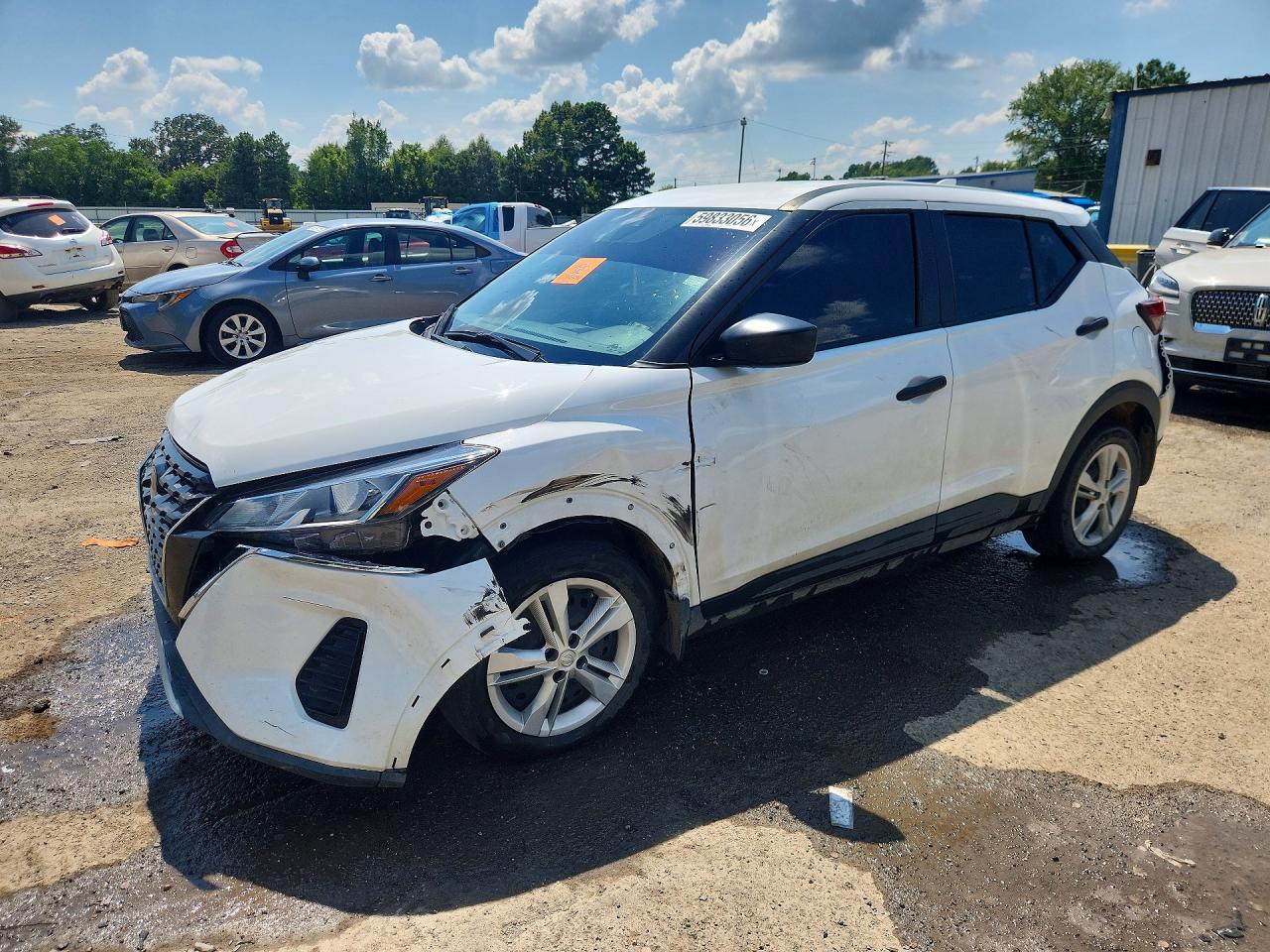 2025 Nissan Kicks Play S, VIN 3N1CP5BV2SL481411 — Rear end