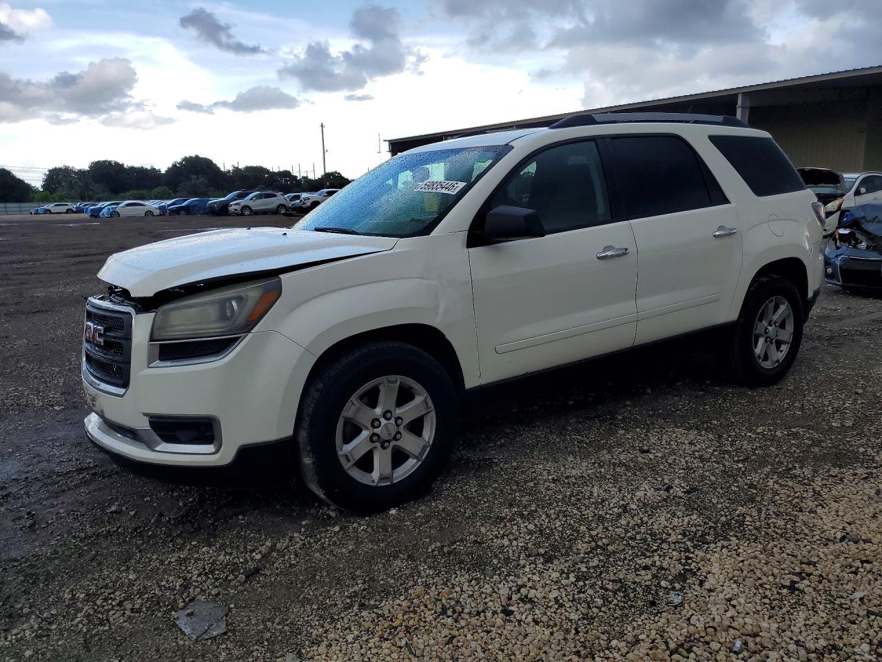 2015 GMC Acadia SLE, VIN 1GKKRPKD3FJ248130 — Front end