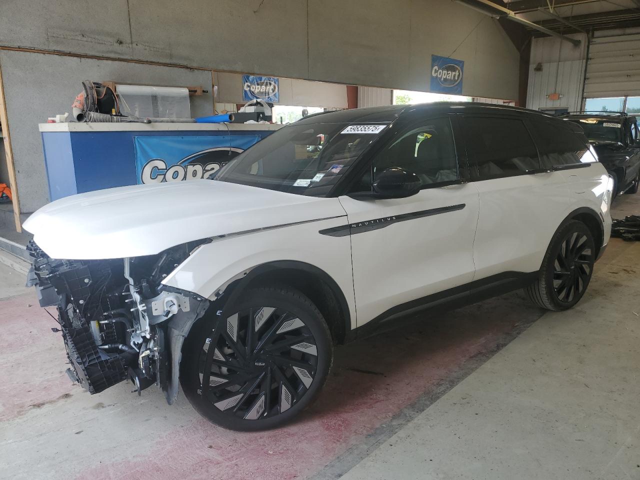 2025 Lincoln Nautilus Reserve, VIN 5LMPJ8K4XSJ884139 — Frame damage
