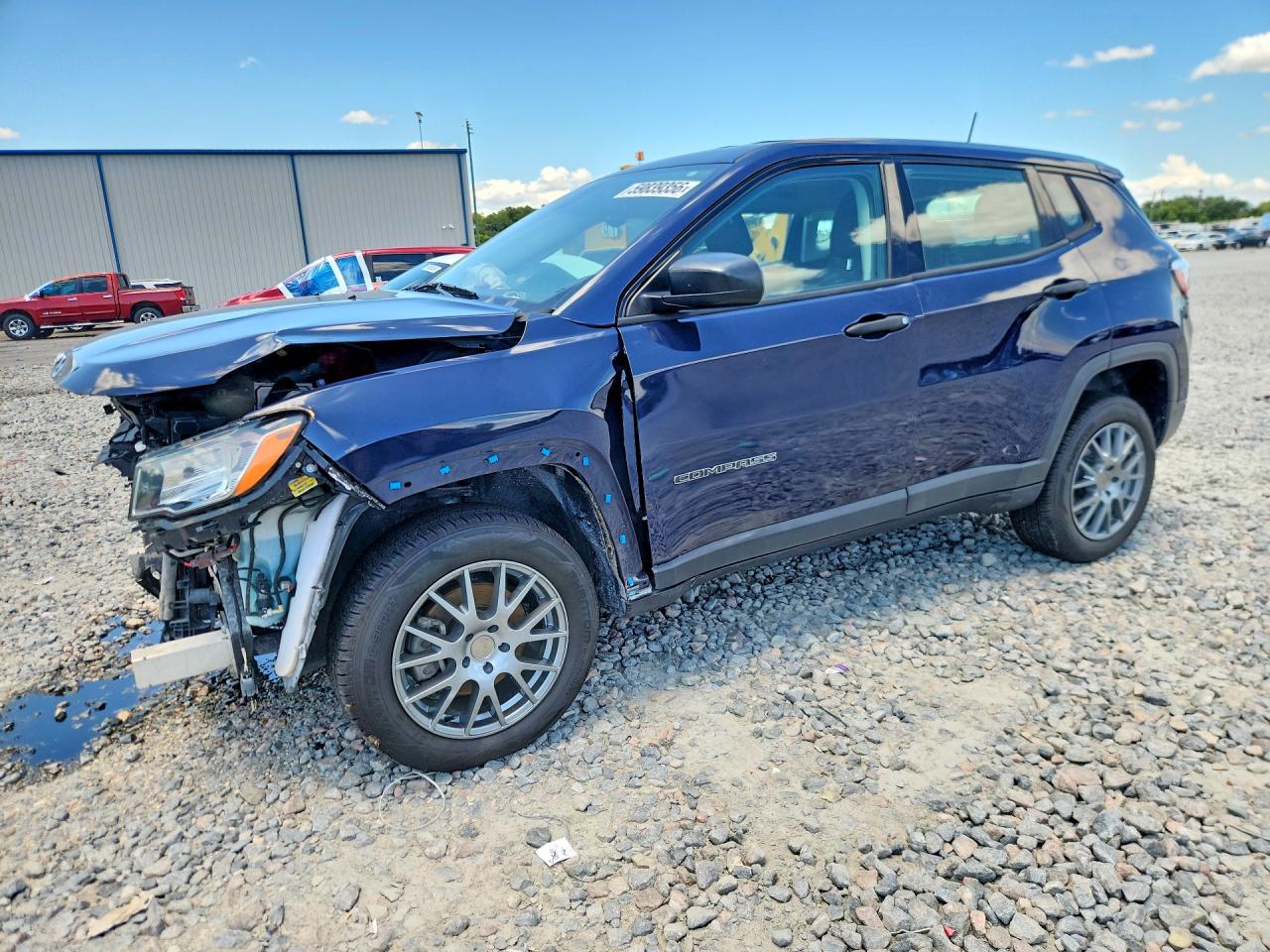 2020 Jeep Compass Sport, VIN 3C4NJDAB3LT118366 — Front end