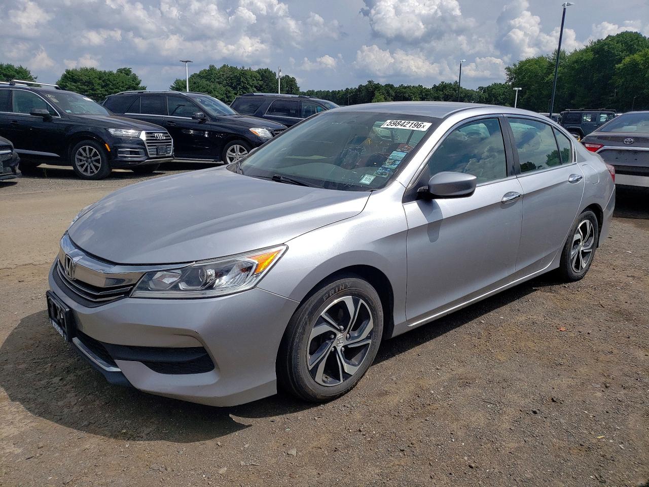 2017 Honda Accord LX, VIN 1HGCR2F34HA202590 — Minor dents and scratches
