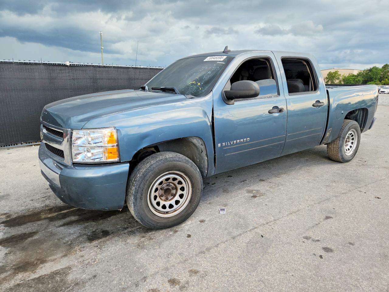 2007 Chevrolet Silverado 1500 1LT, VIN 2GCEC13C971717942 — Бок