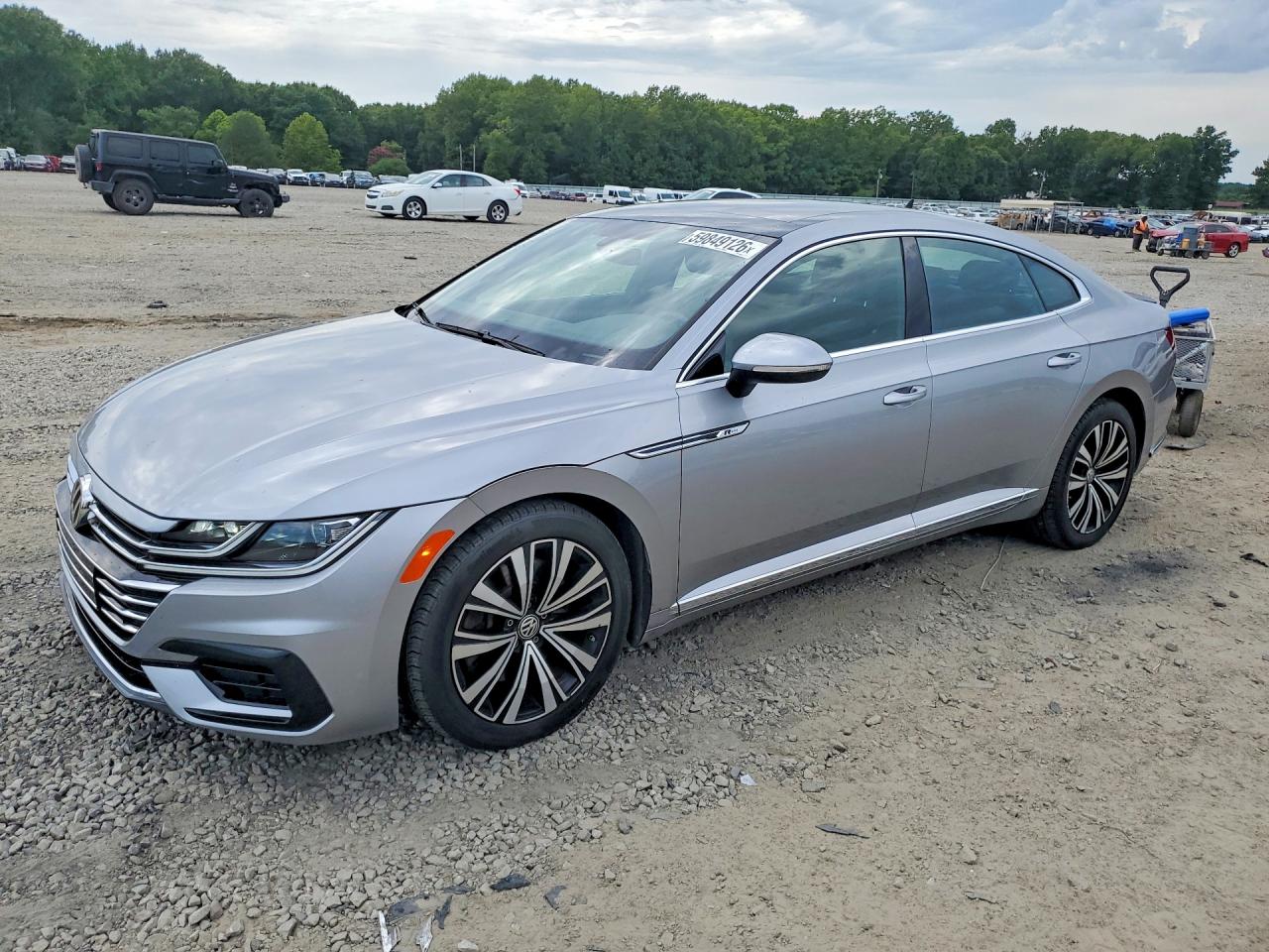 2019 Volkswagen Arteon SEL R-Line, VIN WVWHR7AN7KE020182 — Rear end