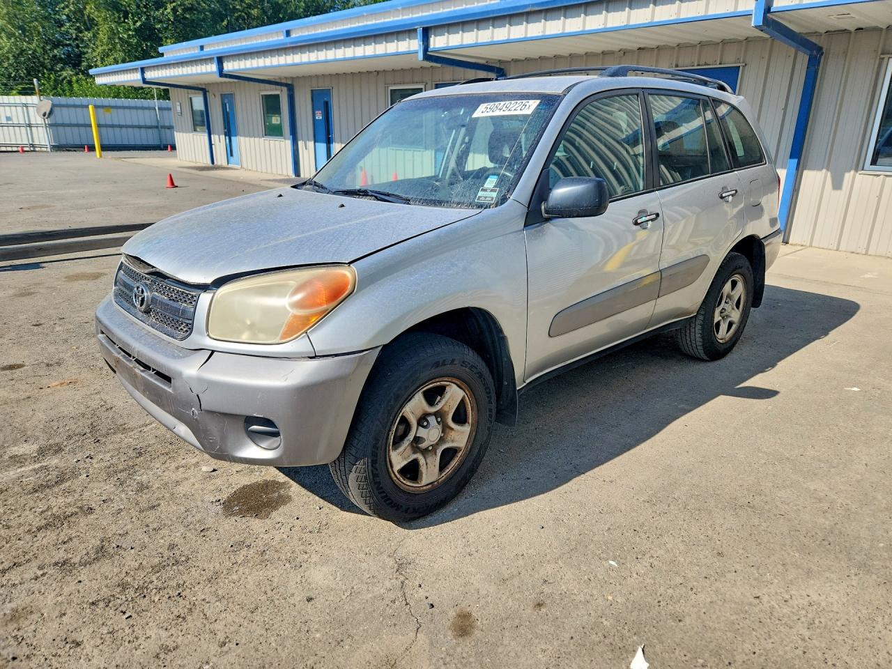 2005 Toyota RAV4, VIN JTEHD20VX56037071 — Rear end