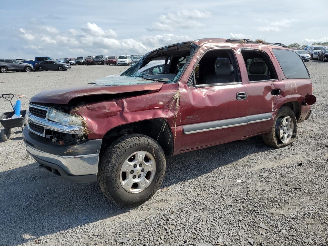 2001 Chevrolet Tahoe LT, VIN 1GNEC13T41R222828 — All over