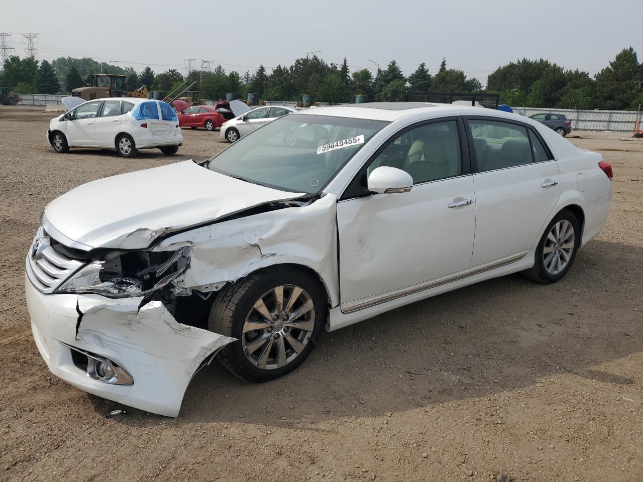 2011 Toyota Avalon, VIN 4T1BK3DB1BU430191 — Front end