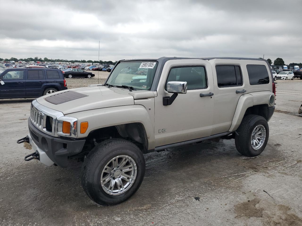 2008 Hummer H3 SUV, VIN 5GTEN13E988126478 — Roof