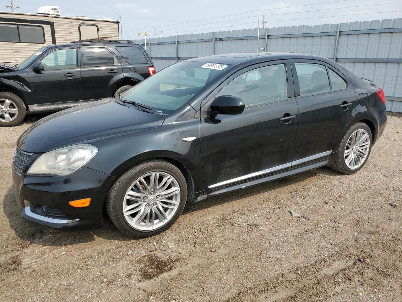 2012 Suzuki Kizashi SLS Sport, VIN JS2RF9A84C6101161 — Мелкие вмятины и царапины