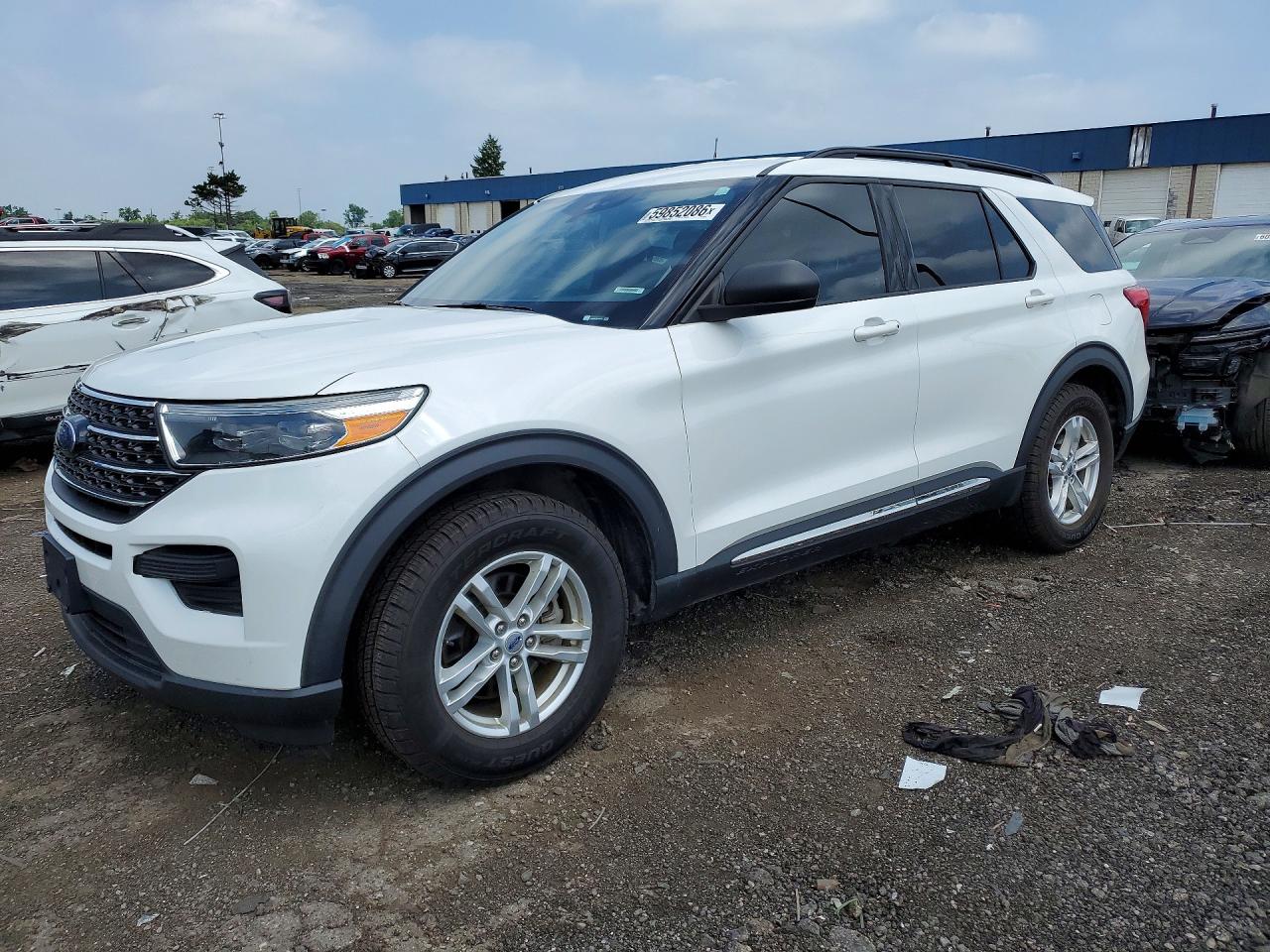 2020 Ford Explorer XLT, VIN 1FMSK8DH2LGC25576 — Rear end