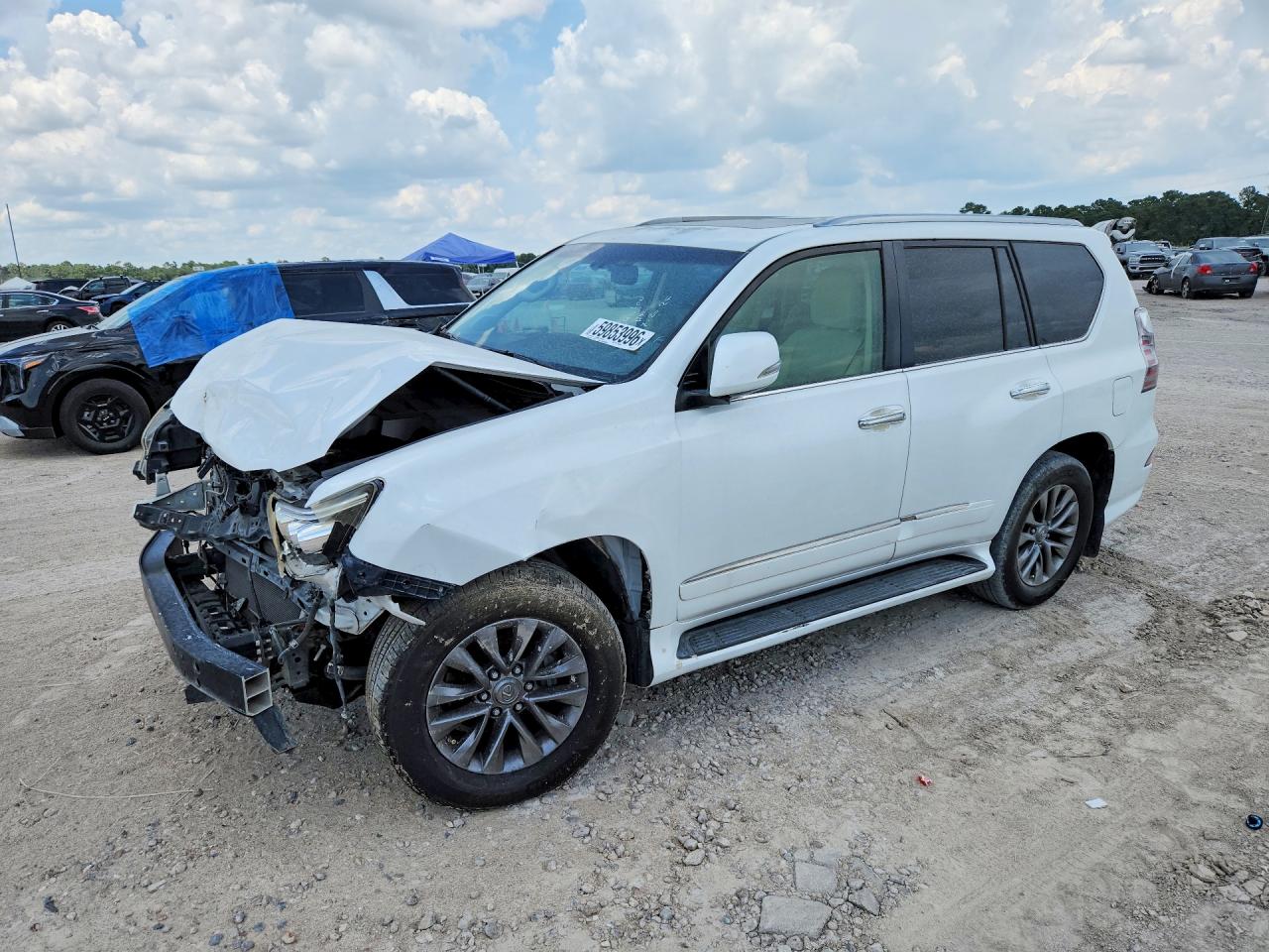 2015 Lexus GX 460 Luxury, VIN JTJJM7FX2F5108411 — Front end