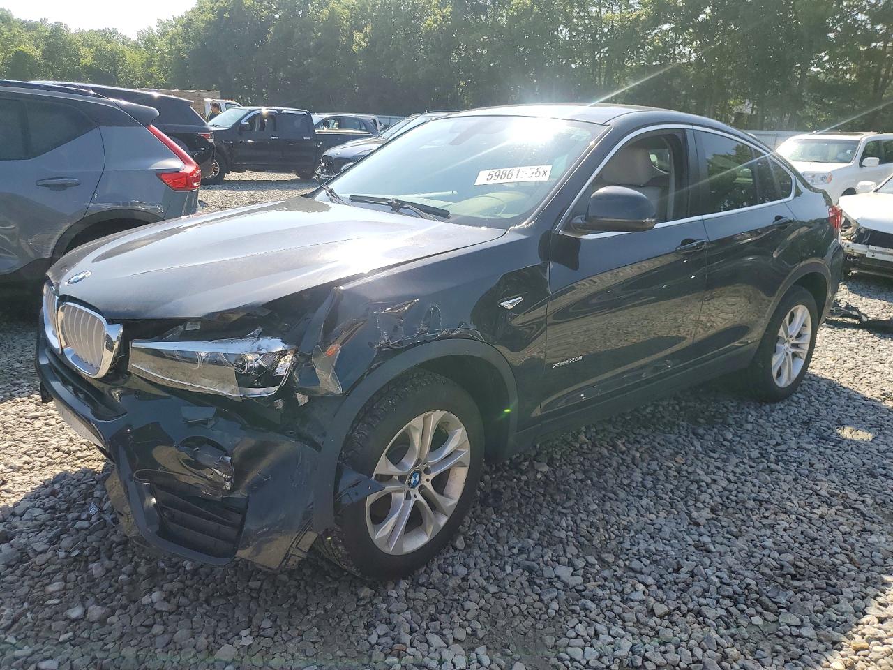 2016 BMW X4 xDrive28i, VIN 5UXXW3C57G0R19041 — Перед