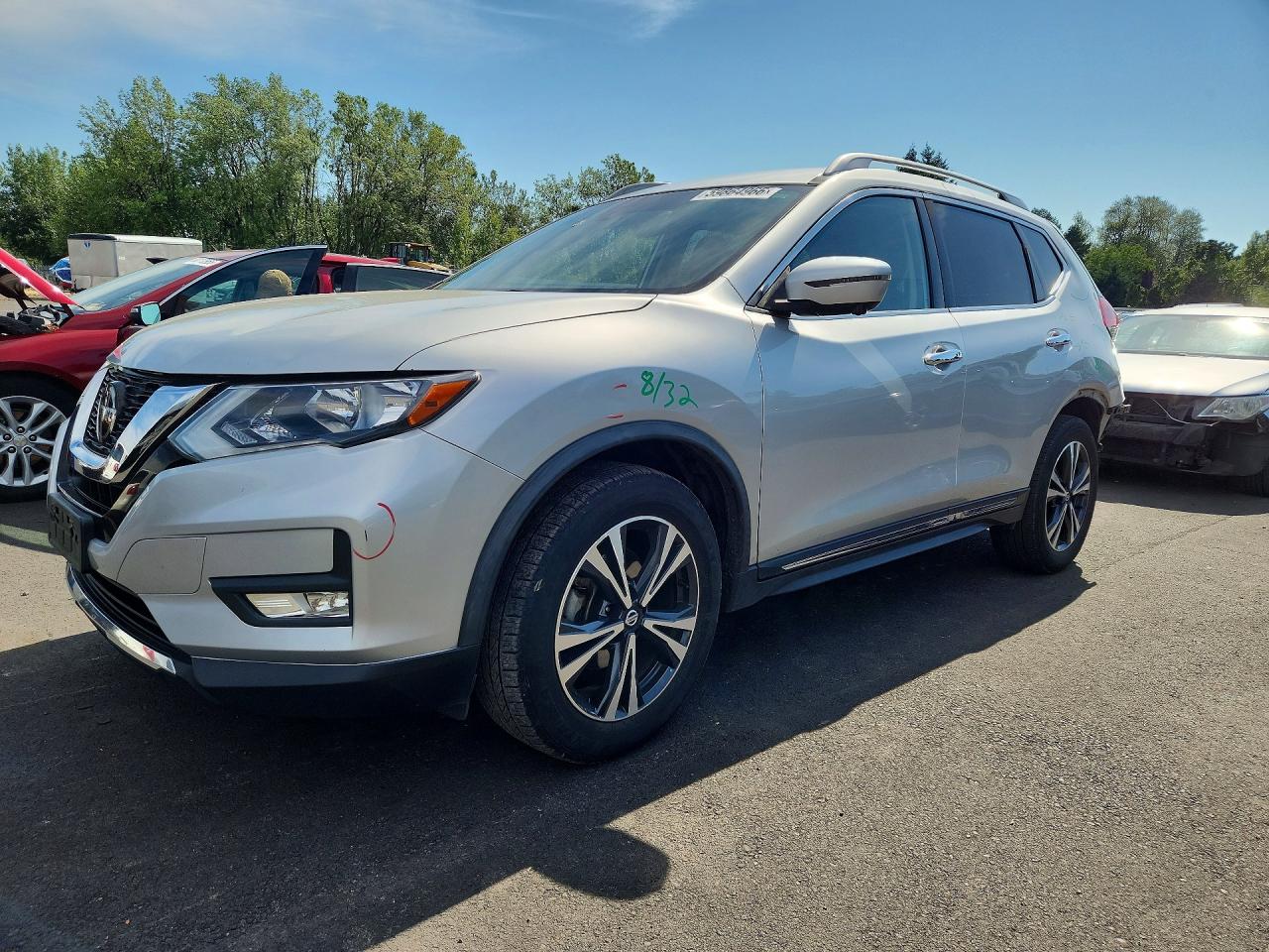 2018 Nissan Rogue S, VIN JN8AT2MT3JW459649 — Rear end