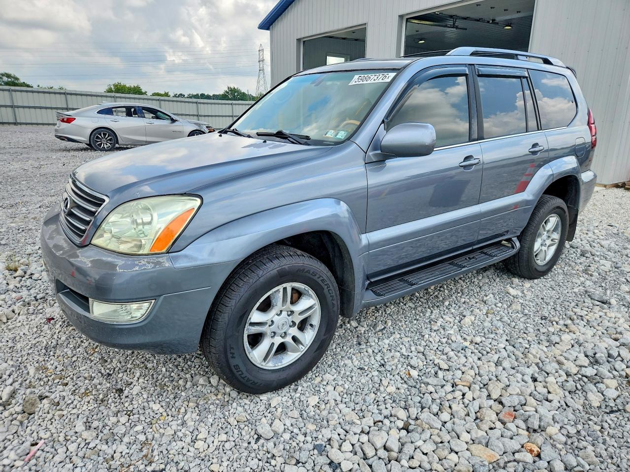 2003 Lexus GX 470, VIN JTJBT20X930013582 — Minor dents and scratches