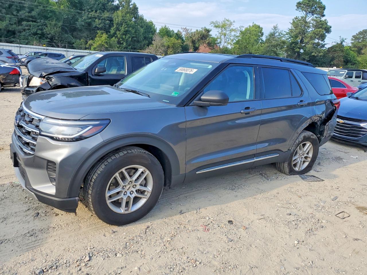 2025 Ford Explorer Active, VIN 1FMUK8DH5SGC86881 — Зад