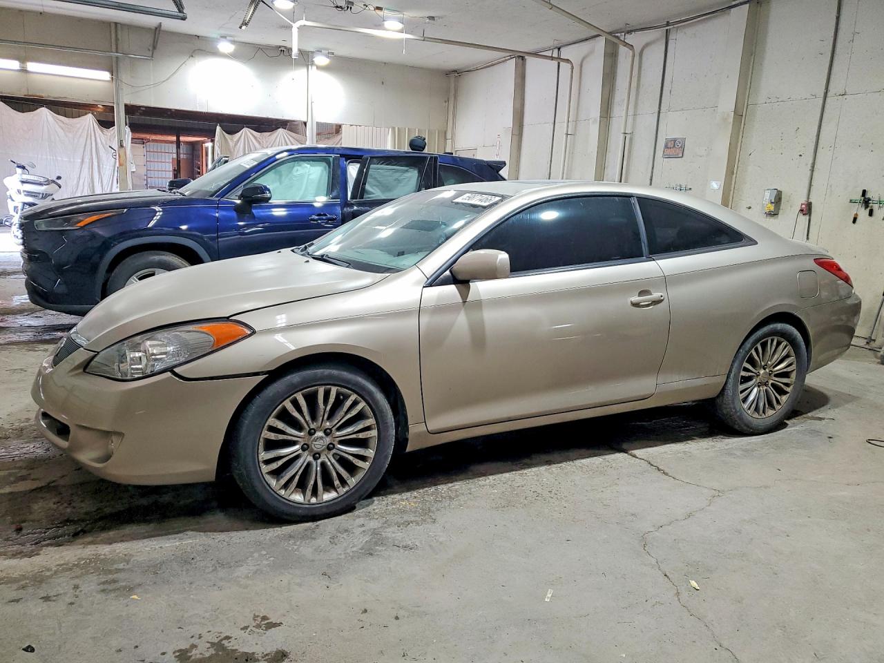 2004 Toyota Solara SE, VIN 4T1CA38P24U001495 — Side