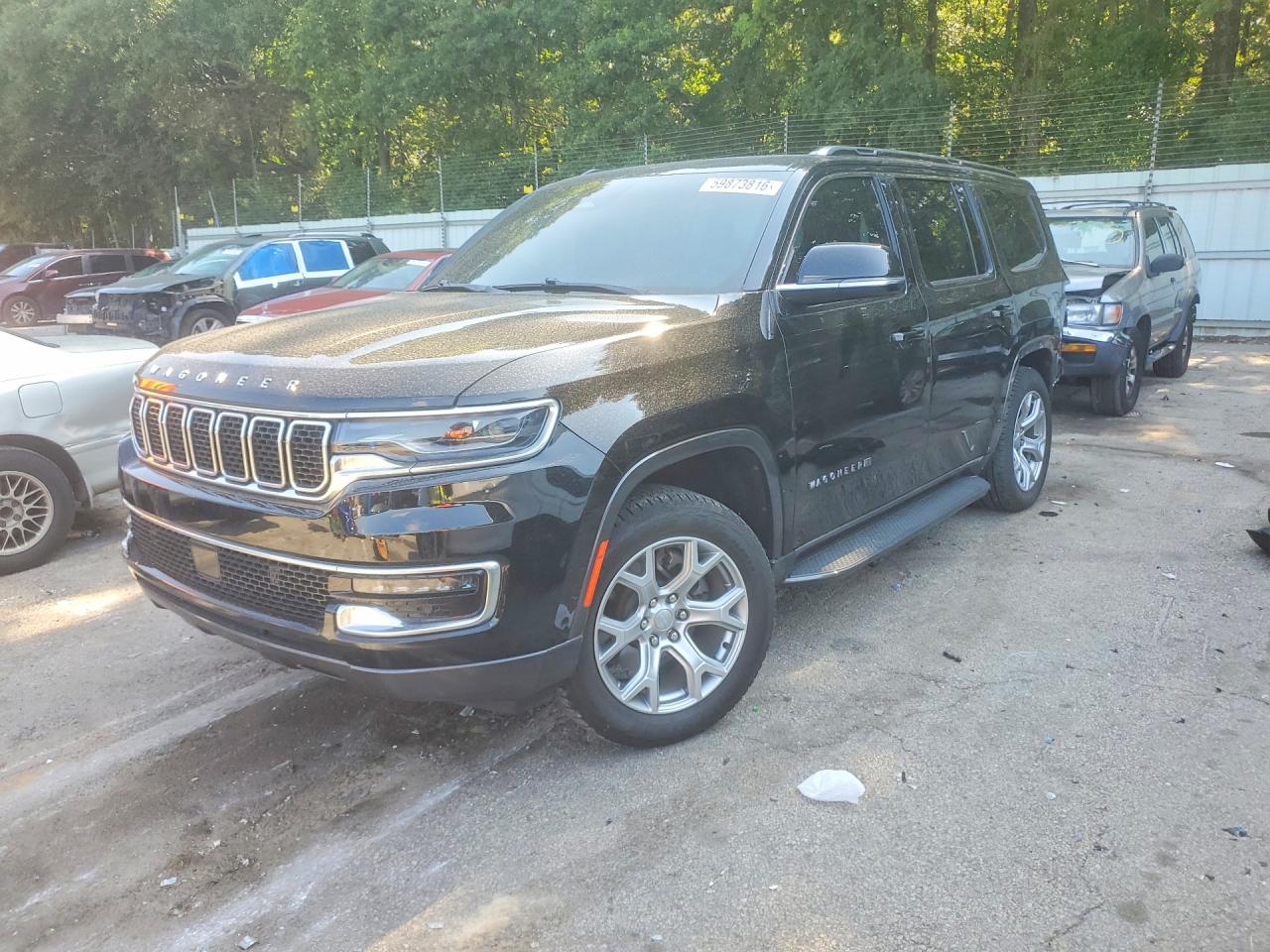 2022 Jeep Wagoneer Series I, VIN 1C4SJVAT9NS184443 — Зад
