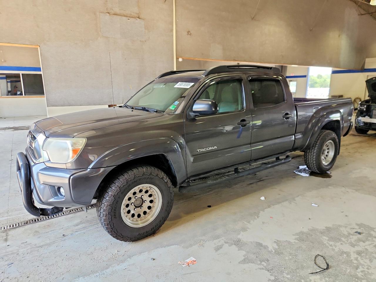 2013 Toyota Tacoma, VIN 3TMMU4FN5DM056762 — Interior fire
