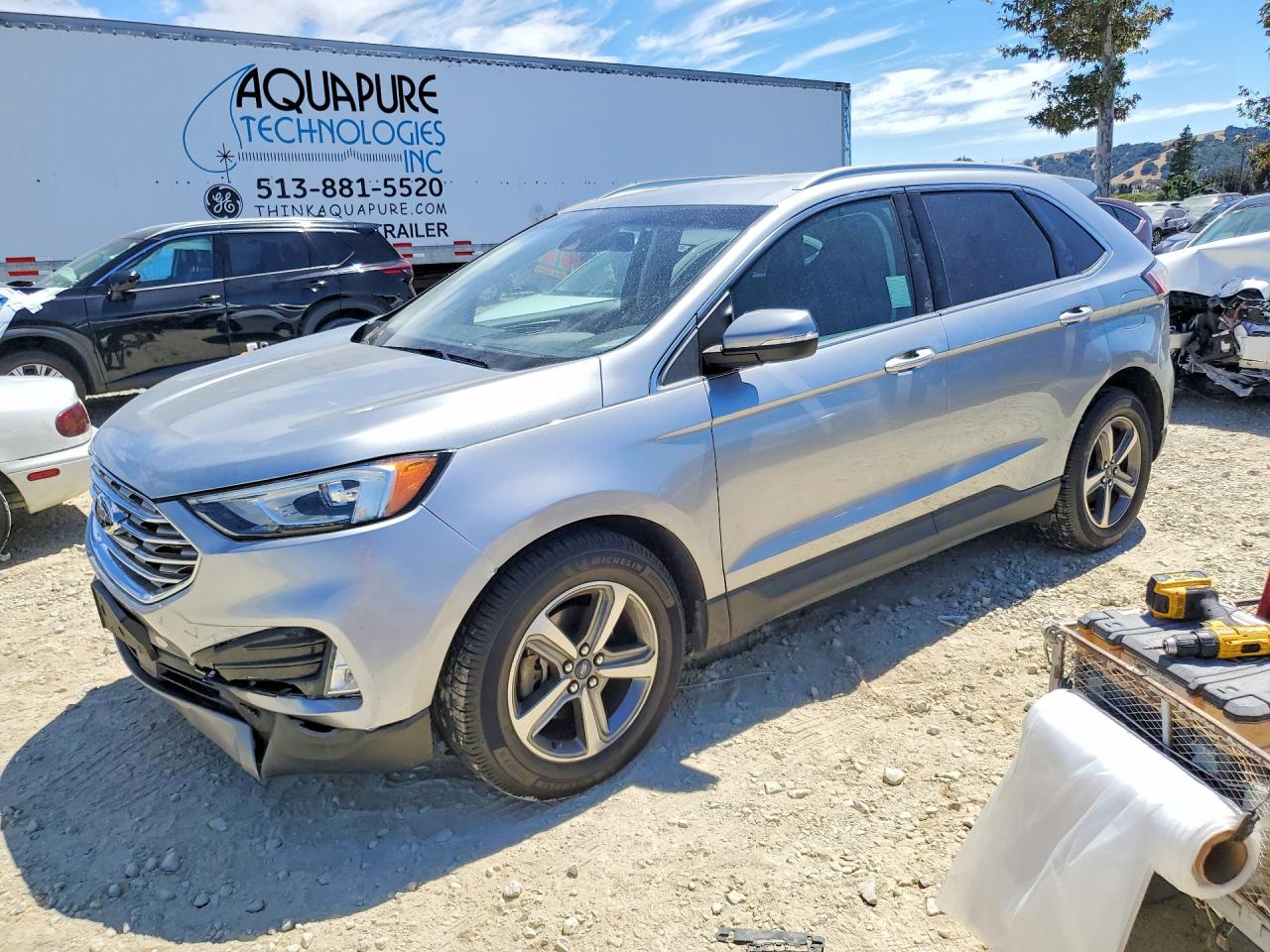 2020 Ford Edge SEL, VIN 2FMPK3J90LBB47022 — Rear end