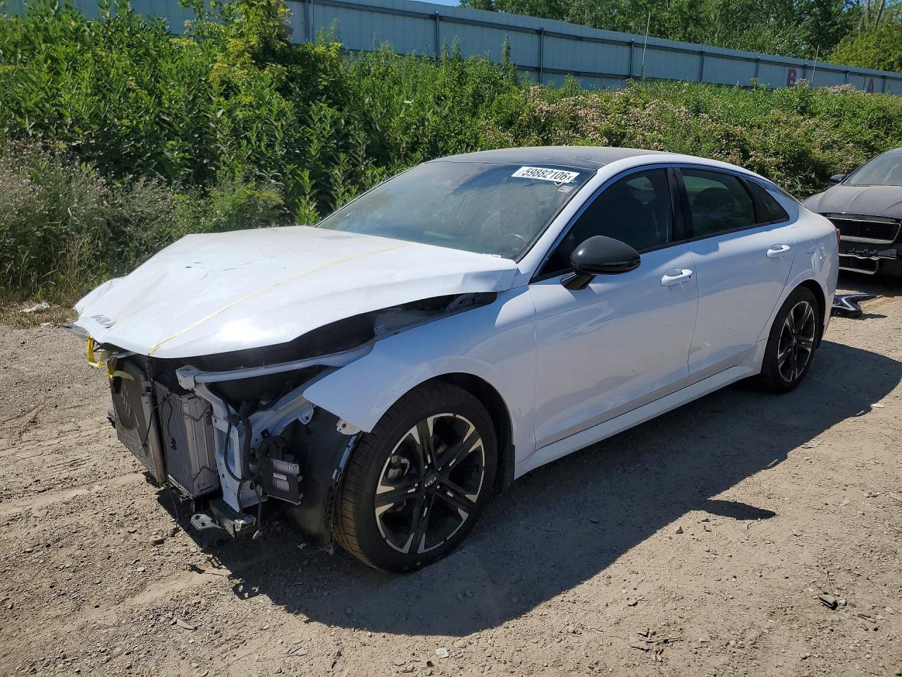 2022 Kia K5 GT-Line, VIN 5XXG64J2XNG089649 — Front end