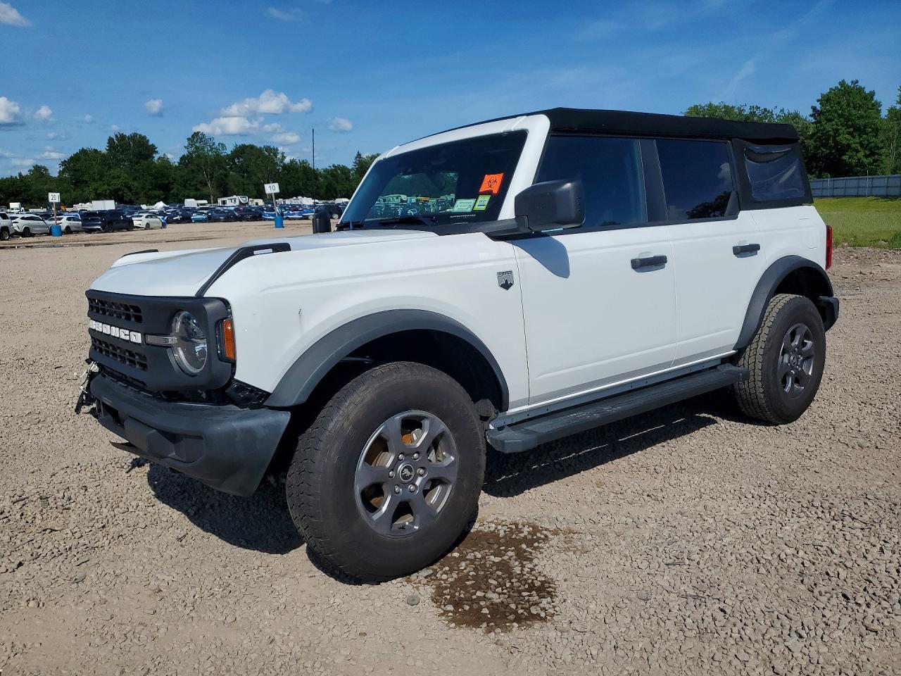 2025 Ford Bronco Big Bend, VIN 1FMDE7BH2SLB63972 — Front end