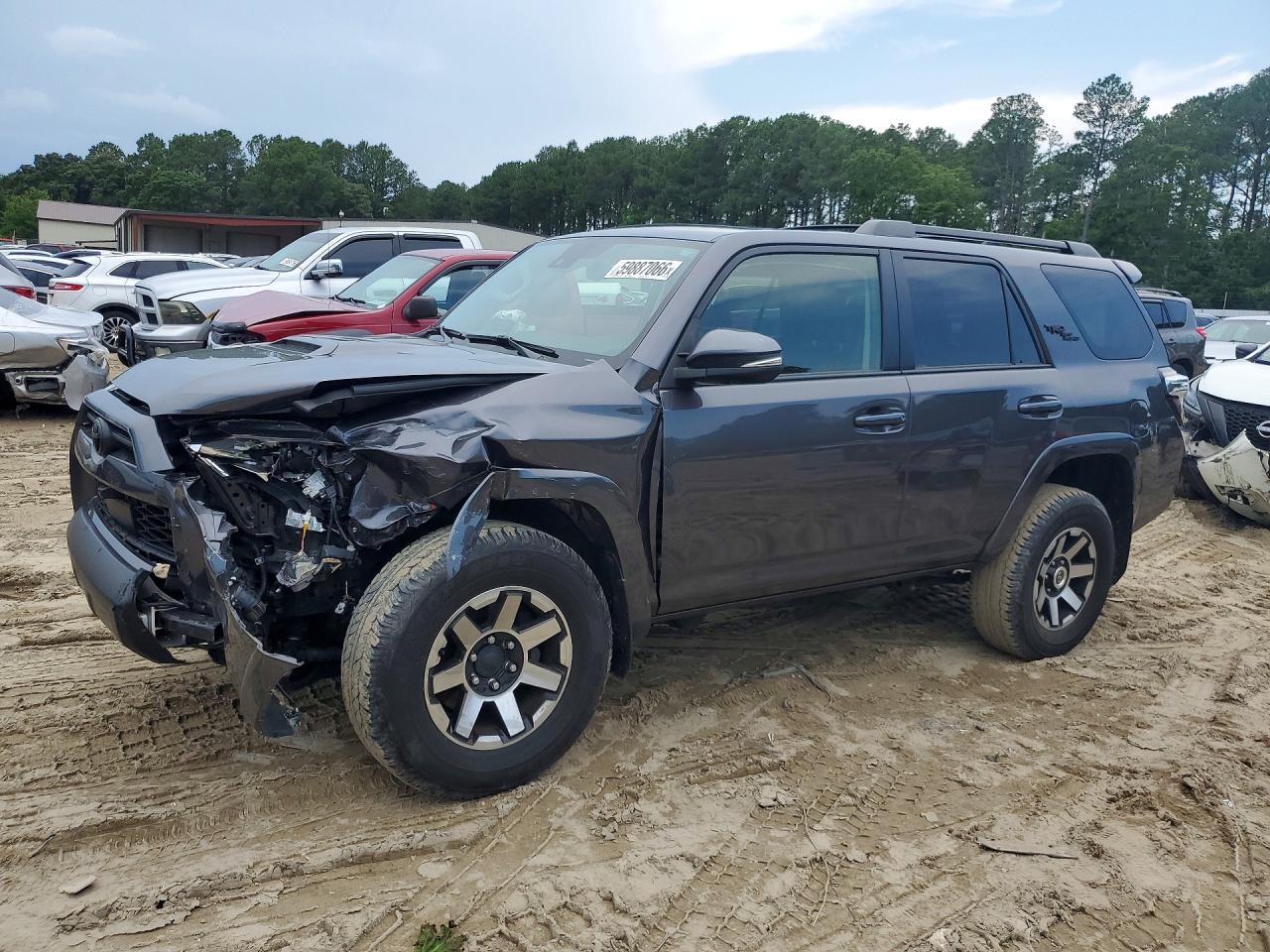 2023 Toyota 4Runner TRD Off Road Premium, VIN JTERU5JR2P6160180 — Front end